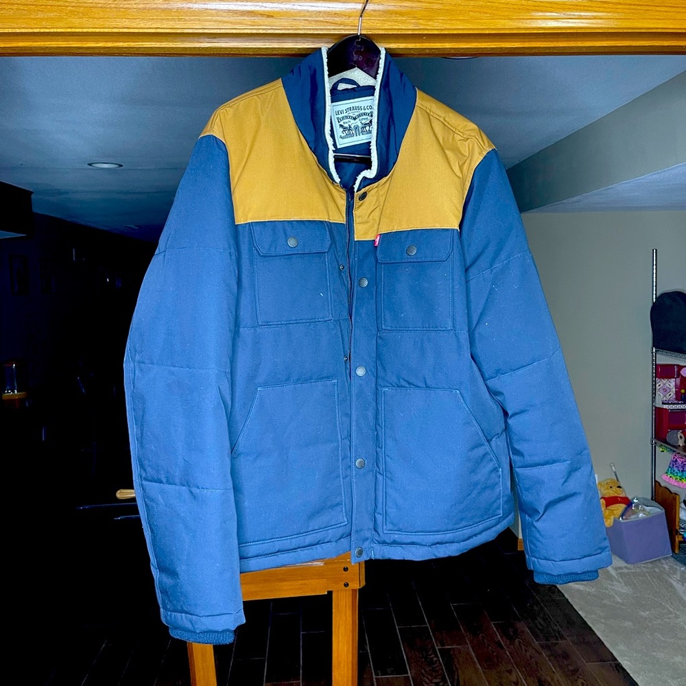 Levi’s Puffer Coat